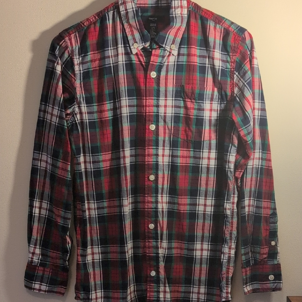 GAP Red and Green Plaid Casual Shirt